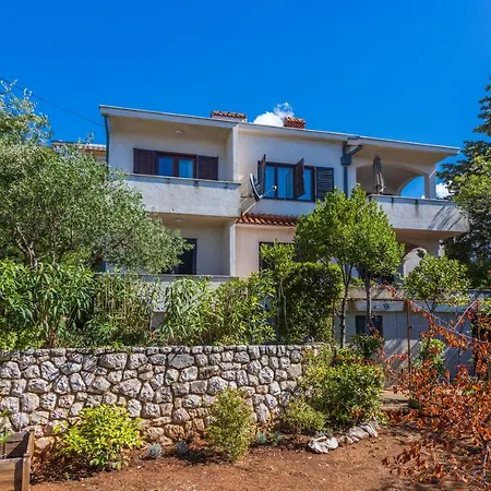 Kompes Daire Dramalj