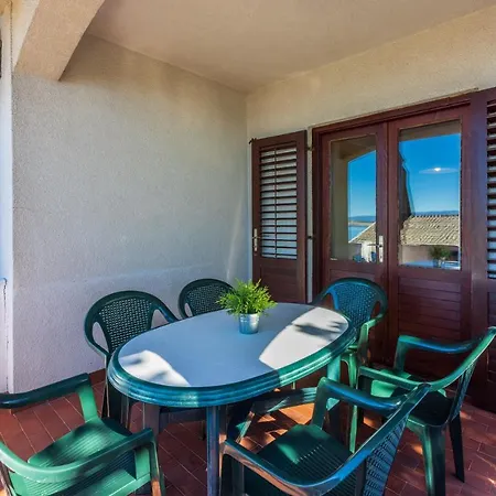 Kompes Apartment Dramalj