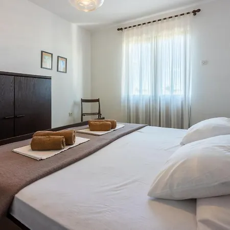 Kompes Appartement Dramalj